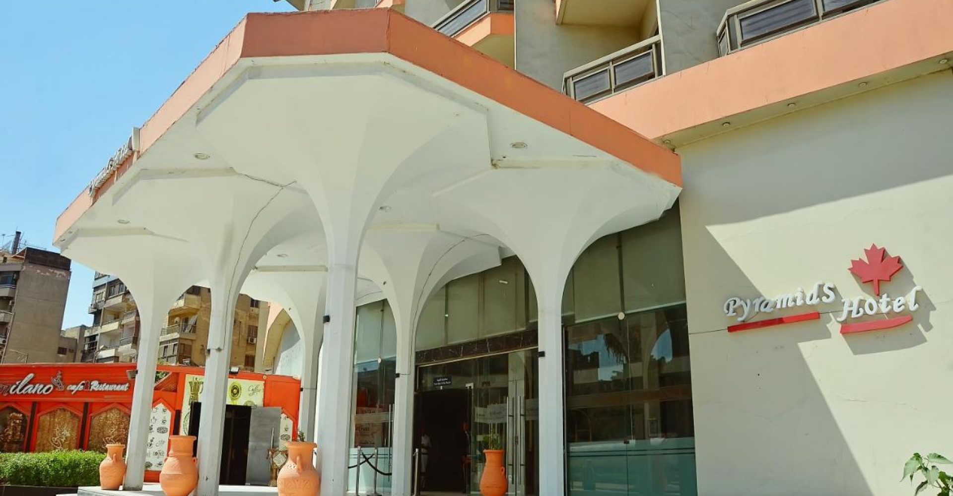 Aracan Pyramids Hotel 10