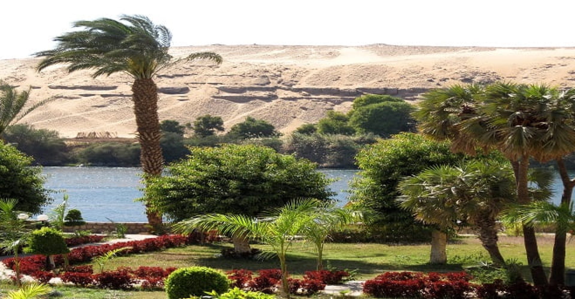 Aswan_Botanical_Garden_02