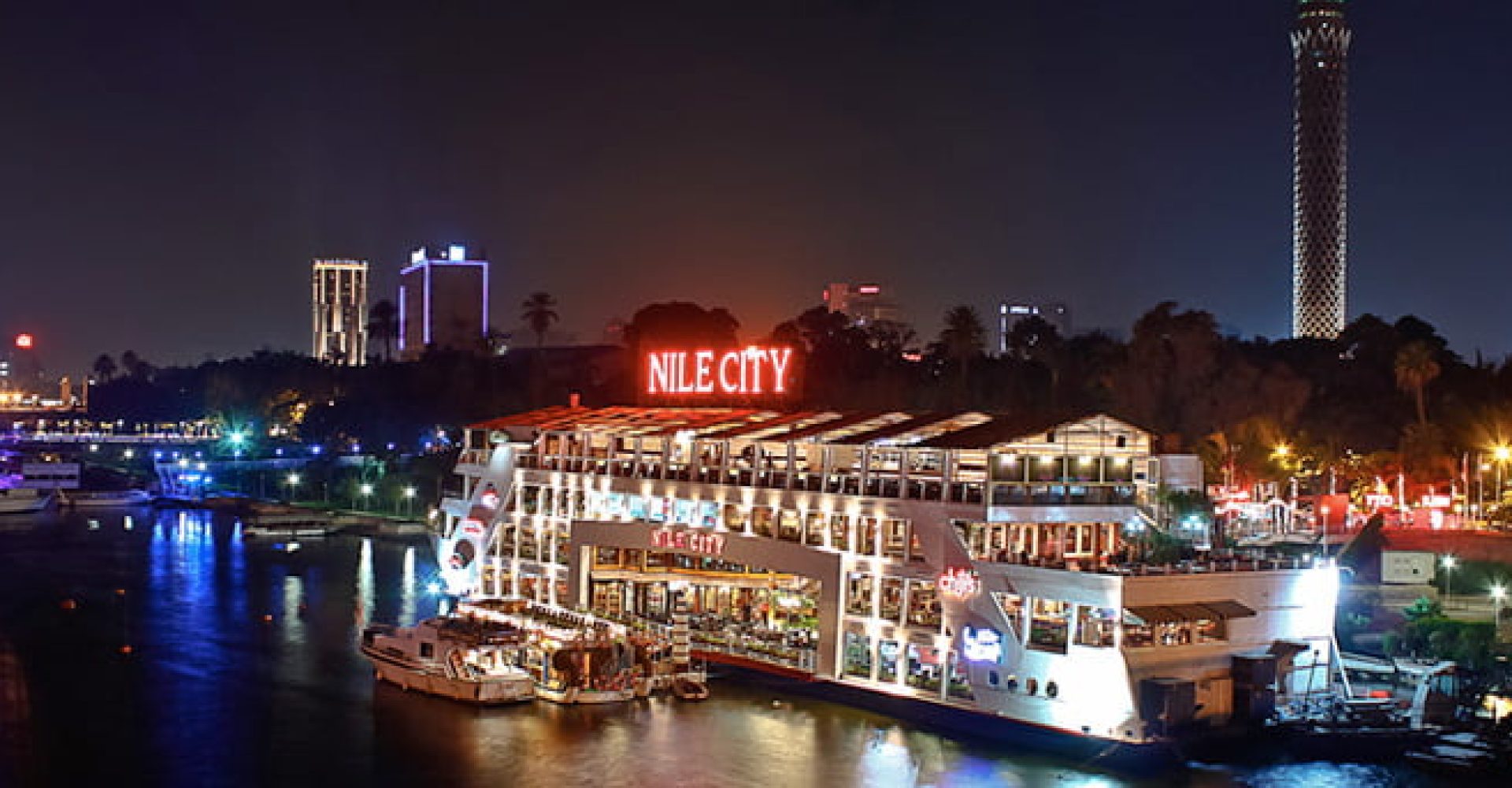 Cairo By Night & Visit Cairo Tower 2