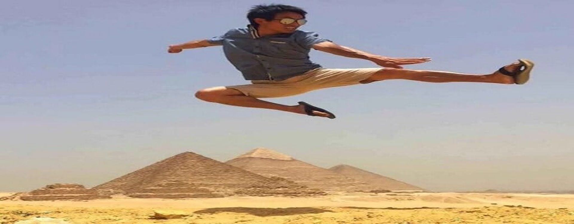 Fly high at the pyramid 0002