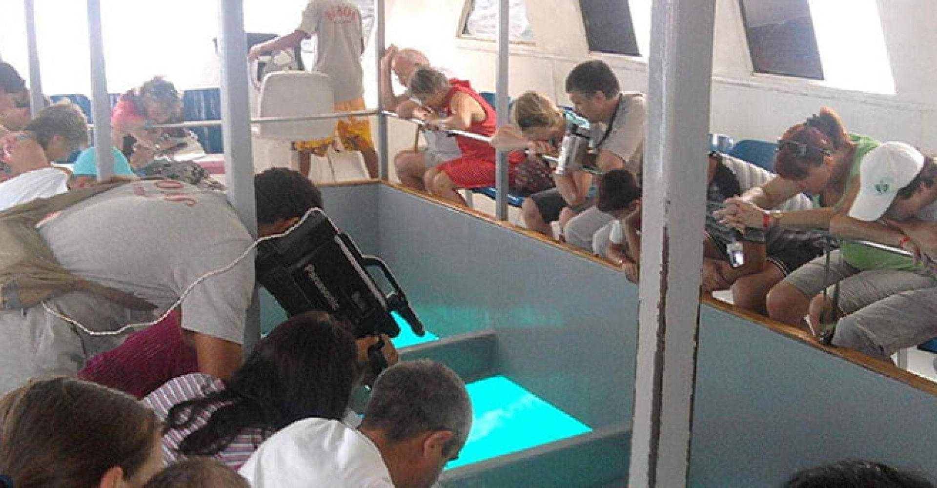 Mermaid Glass Boat 1