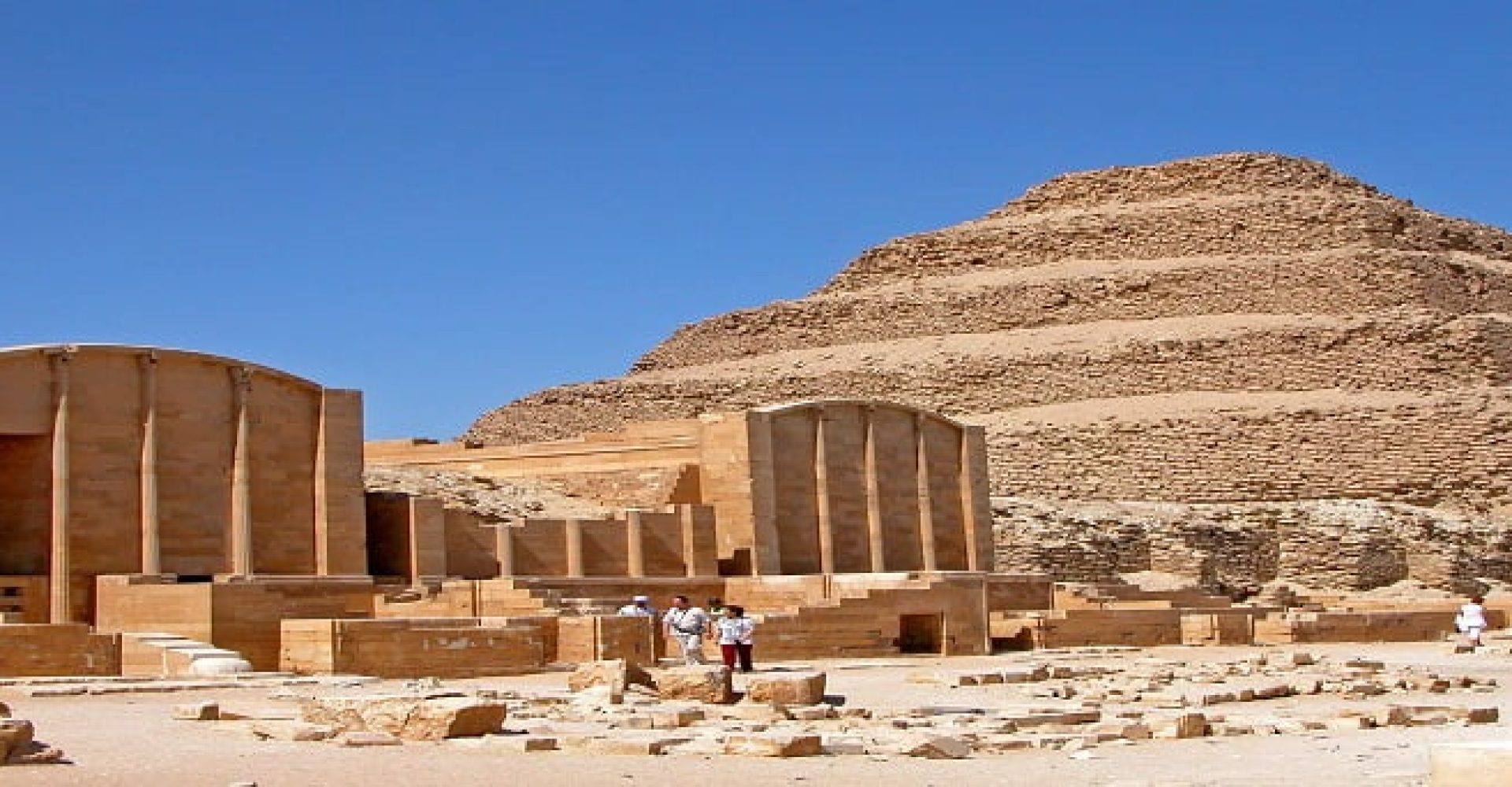 One-day tour to Giza Pyramids & Sakkara from Alexandria city 2
