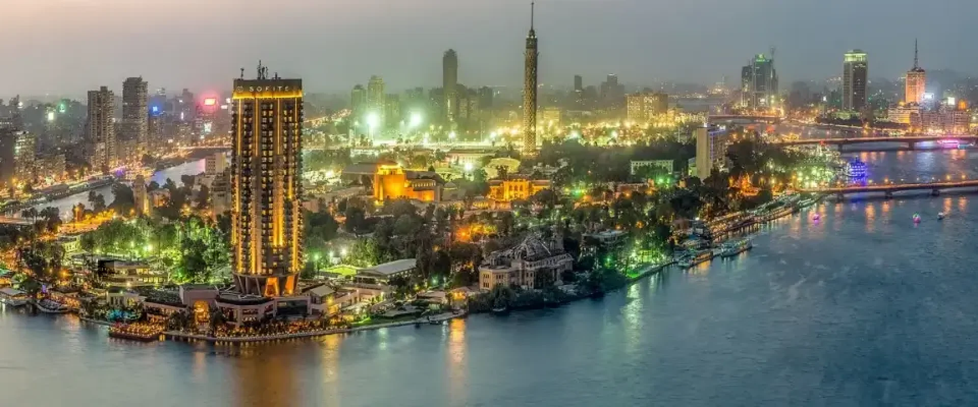 page-header-cairo-at-night